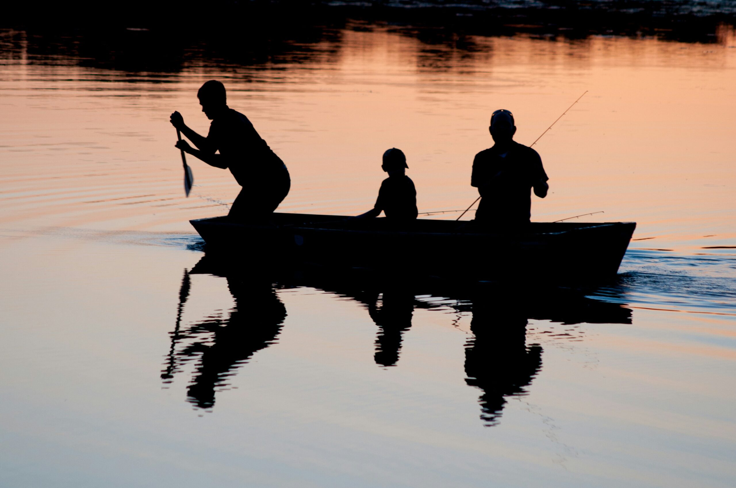 Can I Wear Camouflage Clothing During All Seasons For Fishing?